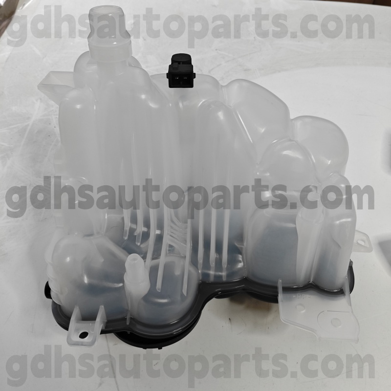 996316 Nissens Tank d'expansion pour Range Rover Velar OE no. LR128194